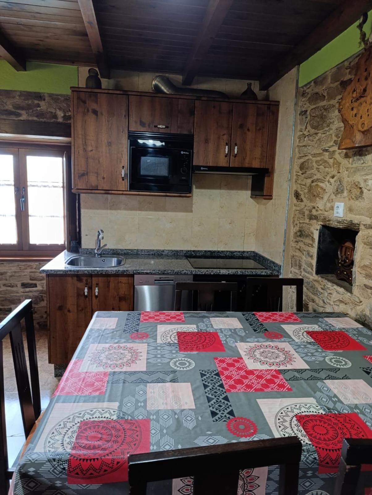 Apartamentos Rio Eo San Tirso de Abres Exteriér fotografie